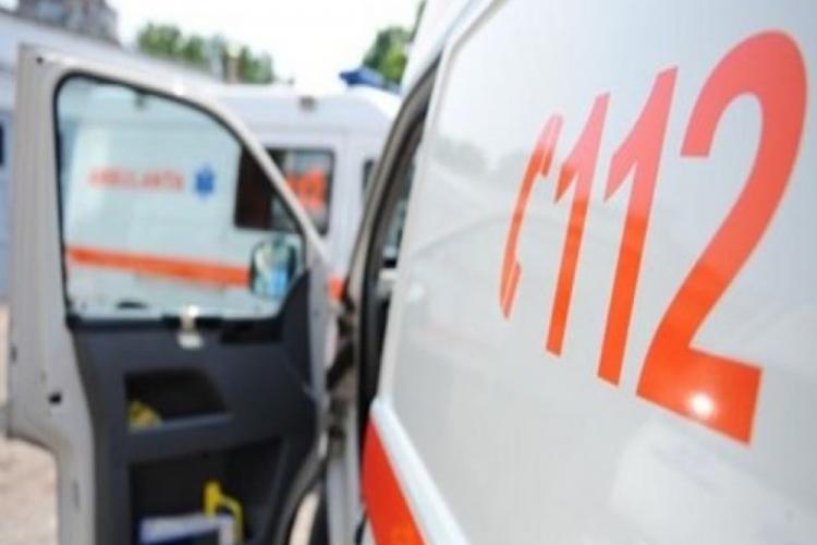 Accident grav în Dej! O femeie a fost transportată de urgență la UPU Cluj