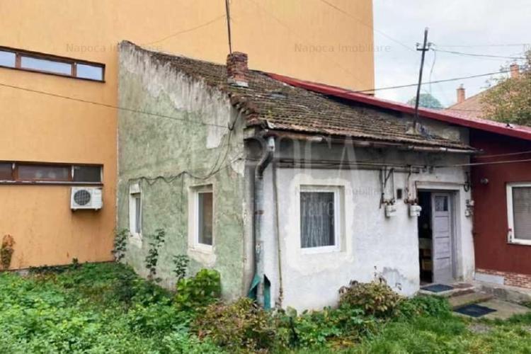 Viață de LUX la Cluj! Suma halucinantă cu care încearcă să vândă un proprietar din Cluj o anexă lipită de bloc: „Apartament de 2 camere”