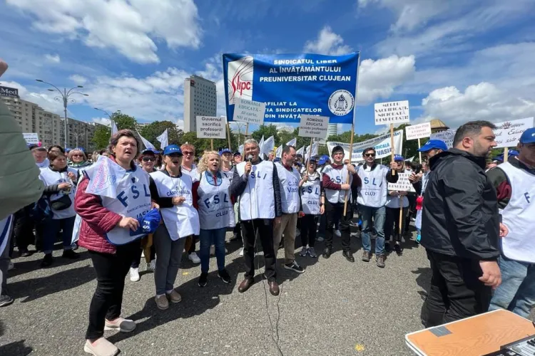 ”Fără educație... moare orice nație!” - Grevă de avertisment în școli, miercuri, 17 mai. Între ce ore nu se fac cursuri