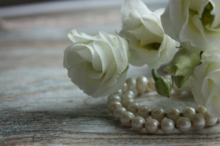 De ce sunt perlele printre preferatele mireselor? 