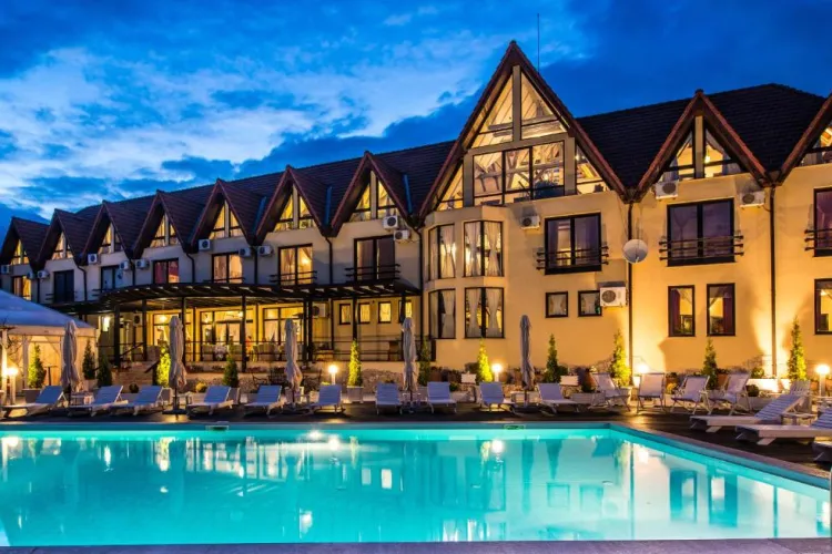 Un conac de poveste din Ardeal. Reînvie epoca demult apusă a marilor boieri - FOTO