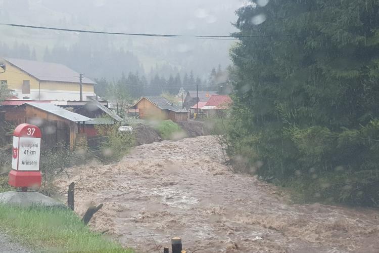 Risc de inundații în arealul Someș-Tisa! Este instituit codul portocaliu pentru râurile din Cluj