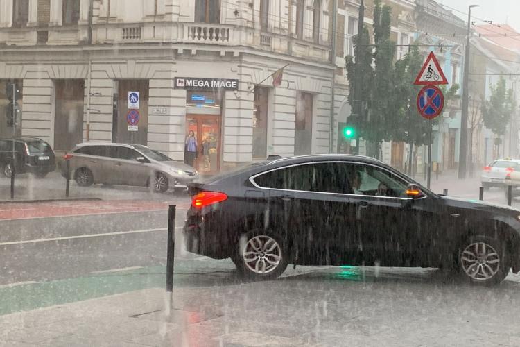 Avertizare meteo - ISU Cluj: Furtuni și gridină timp aproape 2 ore
