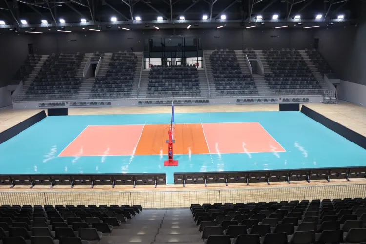 Cum arată Sala Polivalentă din Blaj, oraș cu 18.000 de locuitori! Ardealul se modernizează - FOTO