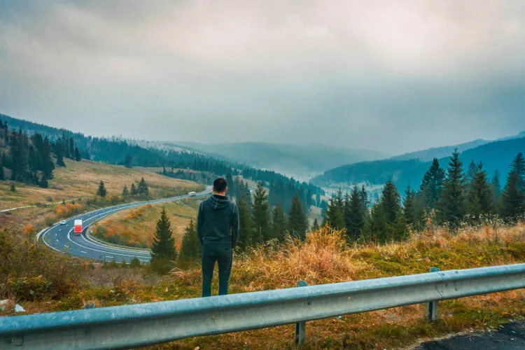 Transalpina se deschide de vineri circulaţiei rutiere! Șoferii trebuie să respecte trei condiții