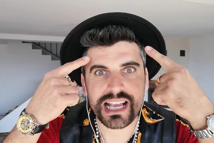 Actorul Bob Rădulescu, către un șofer care a aruncat gunoaie din mașină: ”Este semnul clar al eșecului educației”