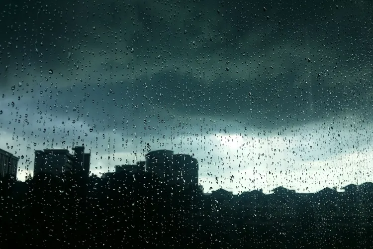 COD PORTOCALIU de furtuni, vijelii și grindină în Cluj! Alerte meteo ANM, în aproape toată țara