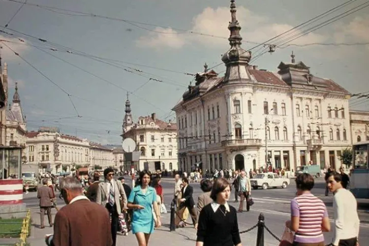 Epocă de mult apusă! Perioada în care polițistul stătea într-un ”borcan”, în centrul Clujului - FOTO 