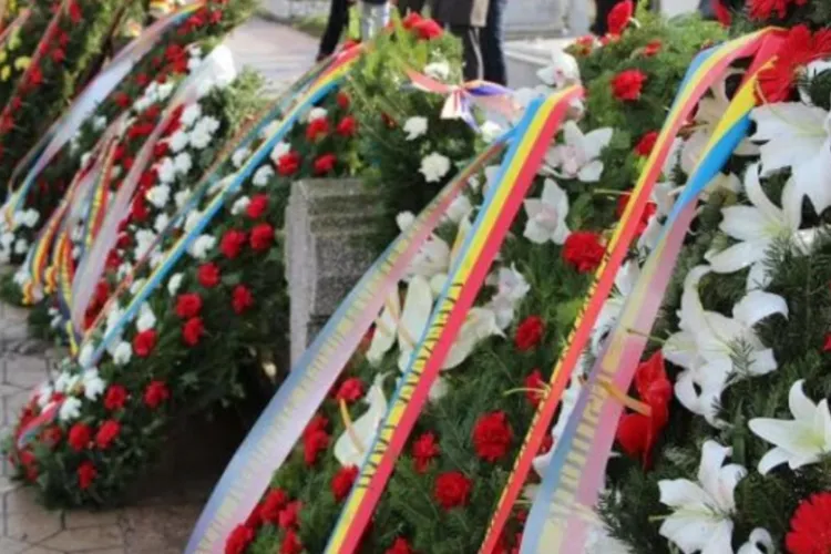 Să vină plicurile cu bani! Un preot din Ardeal vrea să înlocuiască coroanele din plastic cu bani