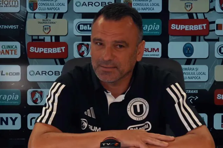 „U” Cluj a pierdut la scor de neprezentare meciul contra Rapidului, scor 0-3. Toni Petrea, dezamăgit total: „Nu putem juca doar cu numele”