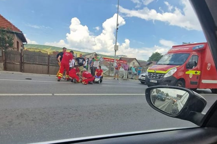 Accident în Florești și trafic de coșmar! O tânără a fost lovită pe trecerea de pietoni - FOTO