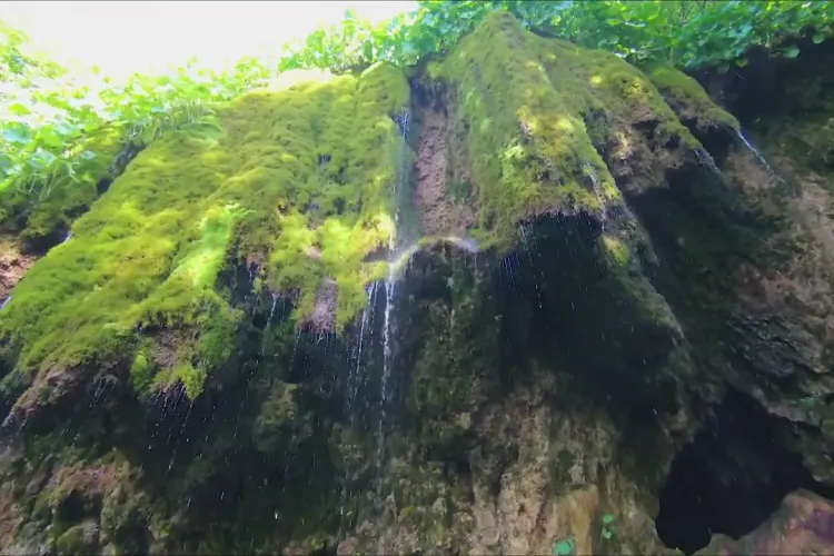 Experiența minunată de la Cascada Șipote din Munții Apuseni. Traseul este ușor, iar trăirile sunt speciale - FOTO 