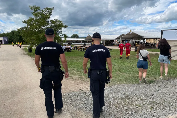 Amenzi mari la Electric Castle. Nu se dădeau bonuri la mâncare! Cei care aveau droguri la ei nu au mai avut voie să intre în festival 