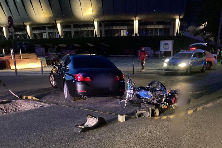 Motociclist băgat în spital de un șofer pe Aleea Stadionului - FOTO