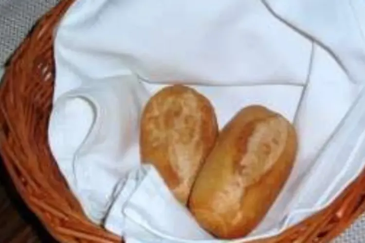 Mica ciupeală de pe Litoral nu a murit! Cornetul de înghetață e 2 lei și o amărâtă de chiflă costă 4 lei - FOTO