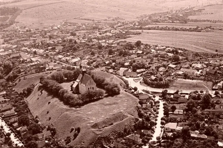 Biserica Calvaria din Mănăștur e cea mai veche clădire din România. Ce orar de vizitare are - FOTO și VIDEO