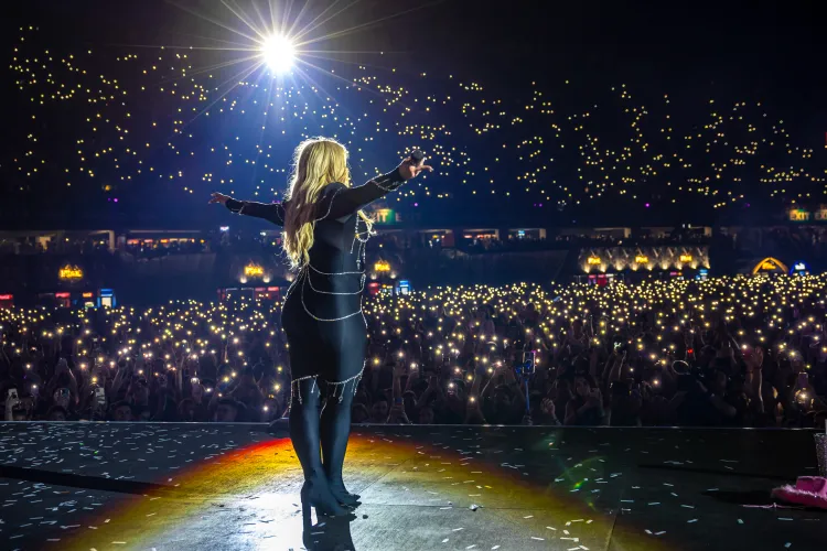 Au fost 95.000 de oameni la Untold în prima zi! Bebe Rexha, Alok și Steve Aoki au umplut Cluj Arena