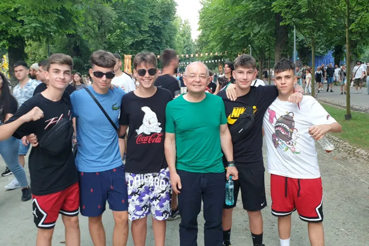 Boc a crezut că Armin van Buuren și David Guetta sunt jucători de fotbal la Bayern sau Ajax! Care sunt artiștii lui preferați de la UNTOLD - FOTO