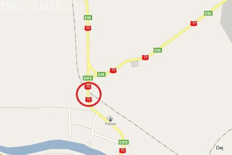 Pe DN 17 Cluj-Napoca-Suceava, inaugurat de Emil Boc in noiembrie 2010, cozi de masini pe cativa kilometri la iesirea din Dej VIDEO