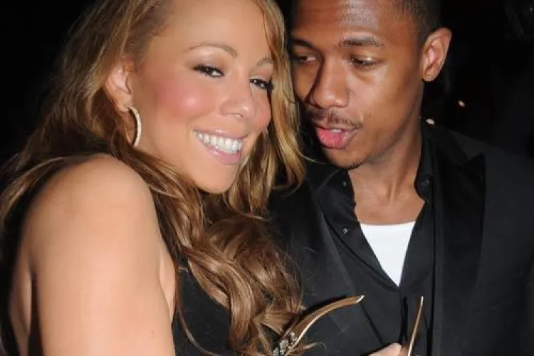 Mariah Carey este mama. Cantareata a nascut gemeni: un baiat si o fetita