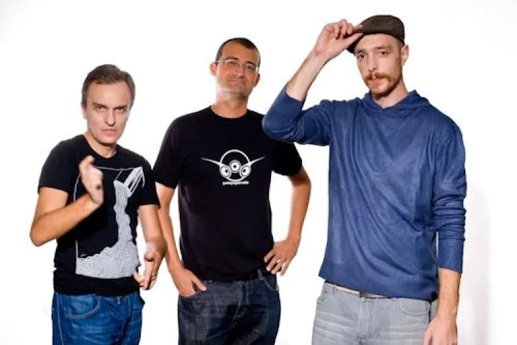 Suie Paparude si Gojira canta la Festivalul Delahoya!