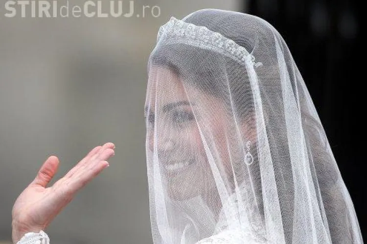 Vezi fotografiile oficiale ale Nuntii Regale cu William si Kate in sala tronului de la Buckingham Palace FOTO
