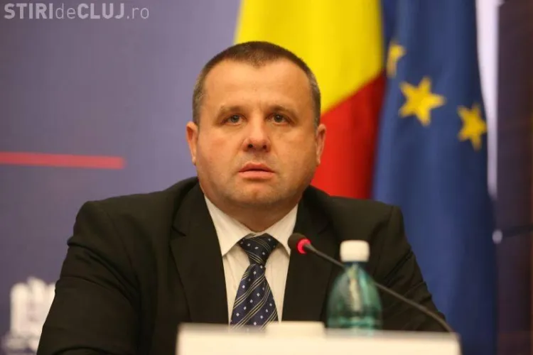 Platile catre proiectul european din care era platita si sotia lui Ioan Botis, suspendate