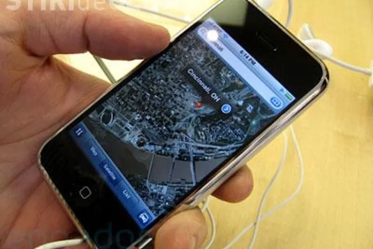IPhone 4 si iPad 3g stocheaza date despre locatia clientilor! Descoperirea a fost facuta de doi programatori care spun ca nu au primit raspuns de la Apple