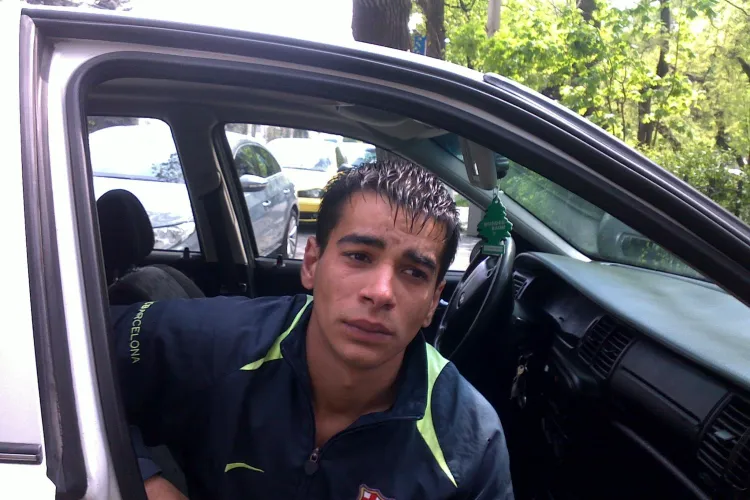 Hot prins in flagrant de trecatori in zona Teatrului National Cluj! VEZI FOTO