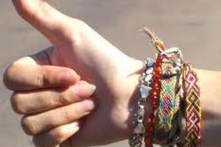 Val de violuri comise de femei in Zimbabwe. Politia le recomanda barbatilor sa nu faca autostopul!