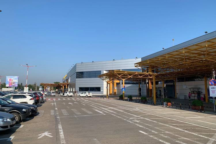 Aeroportul continuă războiul cu GOTO Parking și cere să nu mai fie mașini parcate lângă terminalele de plecare / sosire