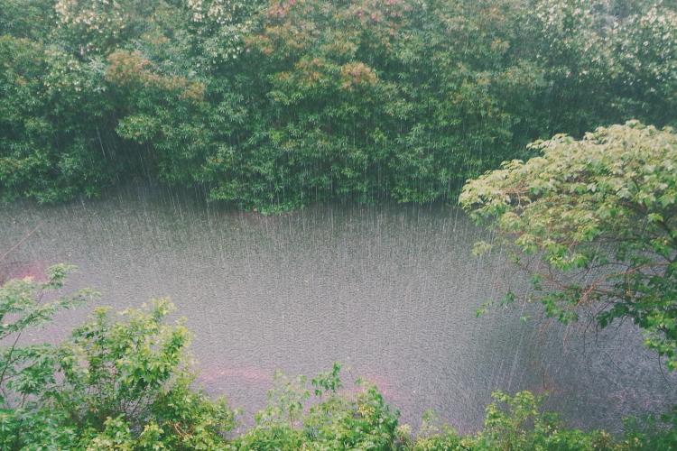 Avertizare meteo ANM de ploi, vijelii şi grindină! Clujul, vizat de Cod galben de vreme rea