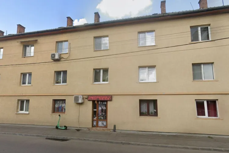 Cel mai vechi bloc din Cluj-Napoca este pe strada București: ”Comuniștii au vrut să îl demoleze, dar a venit Revoluţia şi am scăpat” - FOTO