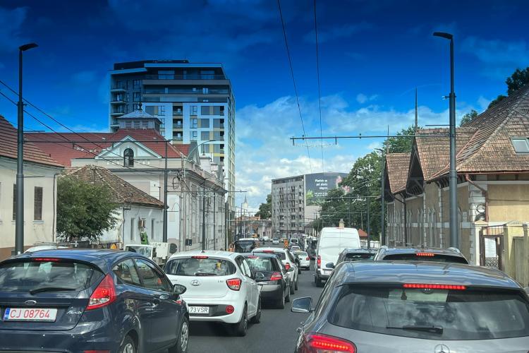 Cum se va circula pe Calea Moților - Calea Mănăștur! Se mai fac benzi dedicate pentru troleibuze și autobuze?