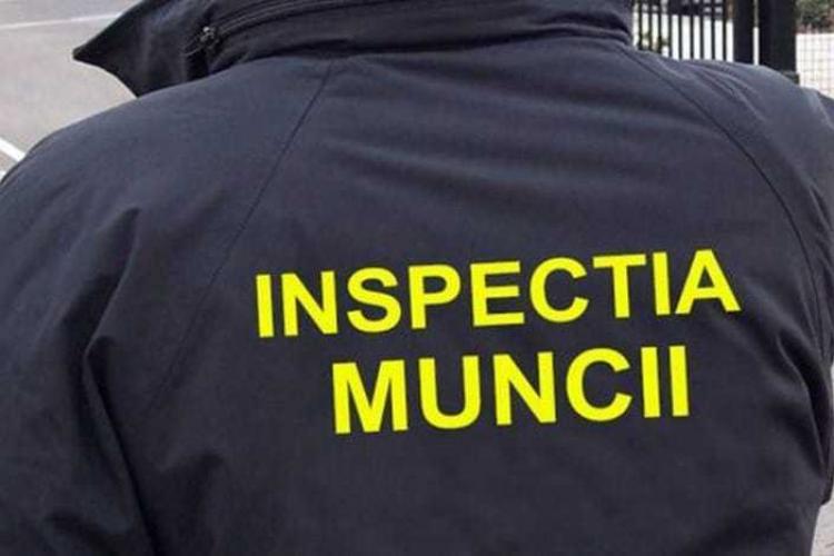 Mai multe pensiuni din Cluj, amendate pentru „muncă la negru” cu 80.000 de lei de Inspecția Muncii