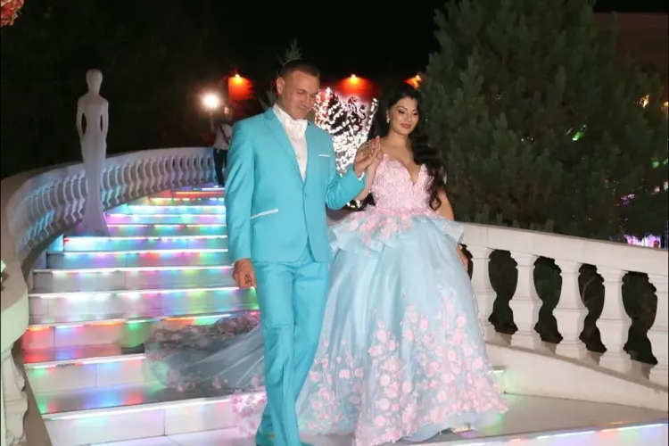 Clujeanul Alin Oprea, solistul Talisman, nuntă de vis! A avut 8 perechi de nași, ”cifra simbolică a infinitului” - FOTO