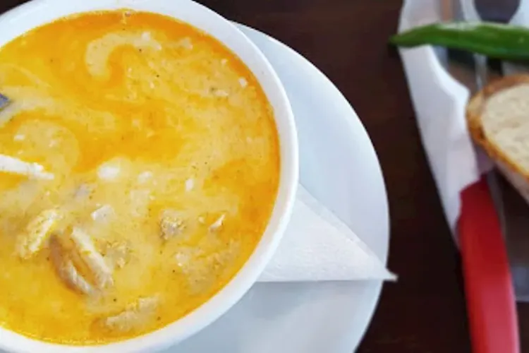 S-a redeschis localul din Cluj-Napoca, unde se servește o ciorbă de burtă LEGENDARĂ - FOTO