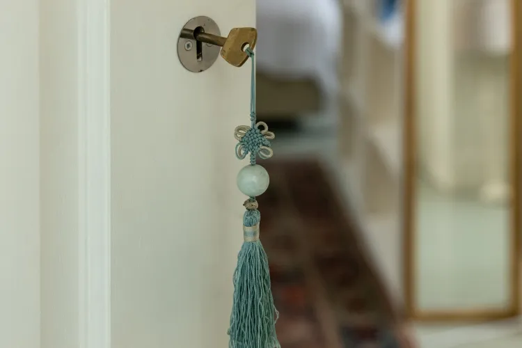 Un tânăr din Suceava l-a „lăsat” pe un clujean fără 10.000 de lei folosind „metoda împrietenirii”. Hoțul a fost prins după o săptămână