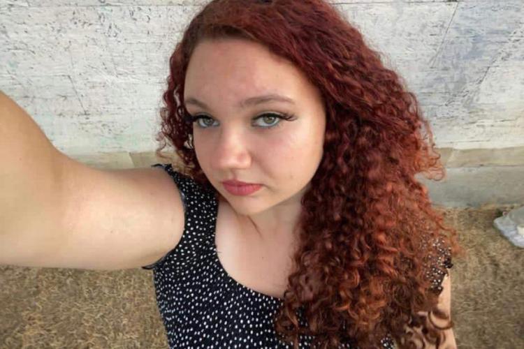 O fată de 16 ani este dată dispărută în Cluj-Napoca! Daria a plecat la o petrecere în urmă cu 3 zile și nu a mai revenit, poliția cere ajutorul cetățenilor