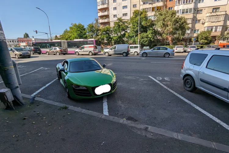 Parcare de toată rușinea pe Calea Florești: ”Costă cât 3 masini?” - FOTO