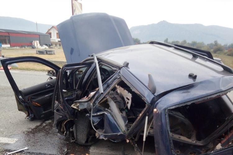 Accident grav în Cășeiu, Cluj. A fost solicitat elicopterul SMURD, un bărbat este inconștient 