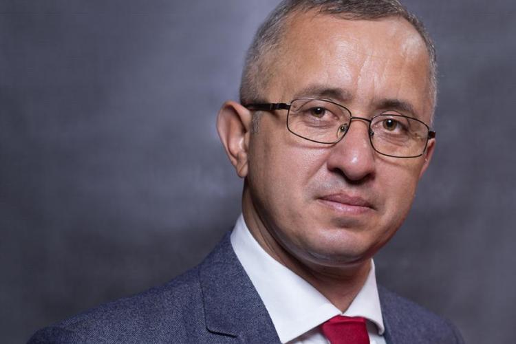Adrian Ivan, rectorul Academiei SRI, care predă și la UBB, și-a copiat cărțile una după alta: „Nu văd unde este acum problema cu autoplagiatul”