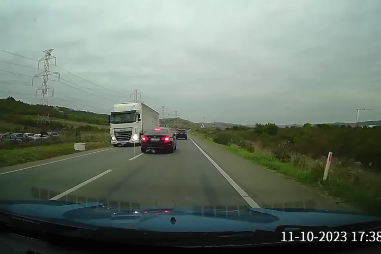 ”Zmeu...cu bemveu” pe un drum din Cluj - VIDEO