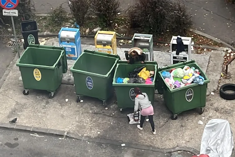 Clujul ”smart” dă erori! Prima platformă subterană de colectare a deșeurilor este nefuncțională și s-a optat pentru o ”românească” - FOTO