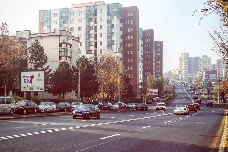 Apar piste de biciclete pe Observatorului și Calea Turzii: ”În Olanda, ar lua nota 2, fiindcă în Vest siguranța înseamnă ceva” - FOTO