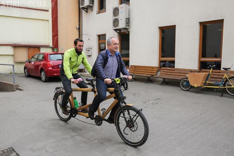 Primarul Emil Boc, despre culoarul de bicicletă pe malul Someșului: ”Mașina nu trebuie să ne controleze viața în oraș”