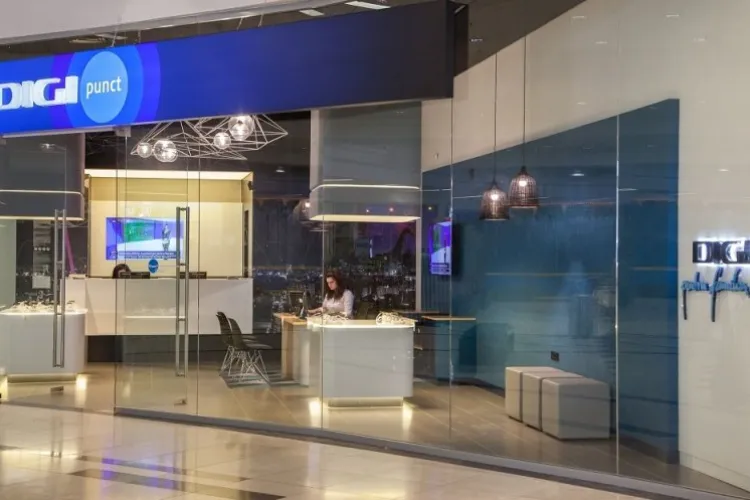 Mesaj important la un magazin Digi Cluj pentru clienți: ”Nu vă mai umeziți degetele cu salivă!” -  FOTO