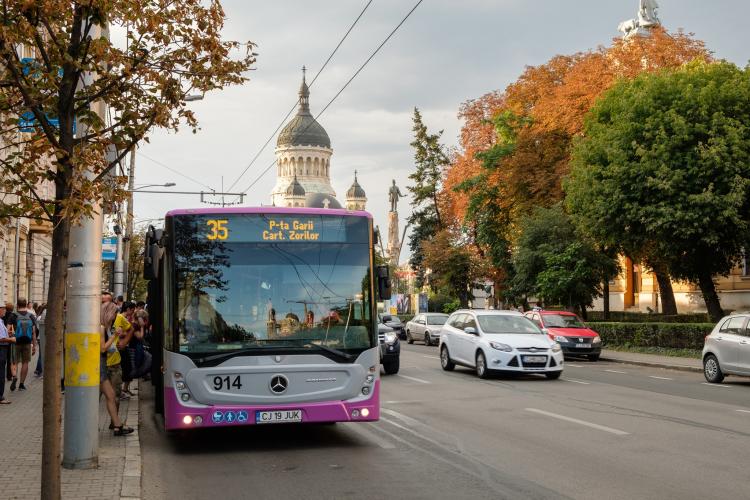 CTP Cluj suplimentează mijloacele de transport spre cimitirele din oraș, de Luminație