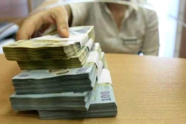 Guvernul a decis să majoreze contribuția angajaților români la Pilonul II de pensii