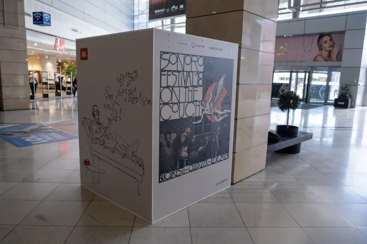 Festivalul SoNoRo aduce muzica clasică - On the Couch - în Iulius Mall Cluj